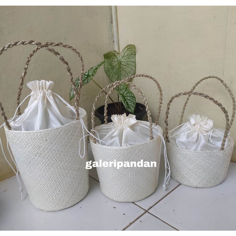 

TAS EMBER ANYAMAN PANDAN Tas Bakul Polos / KERANJANG GIFT GOODIE LEBARAN / HAMPERS PARSEL