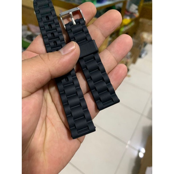 Strap Tali Jam Tangan Karet Lembut Motif 18MM