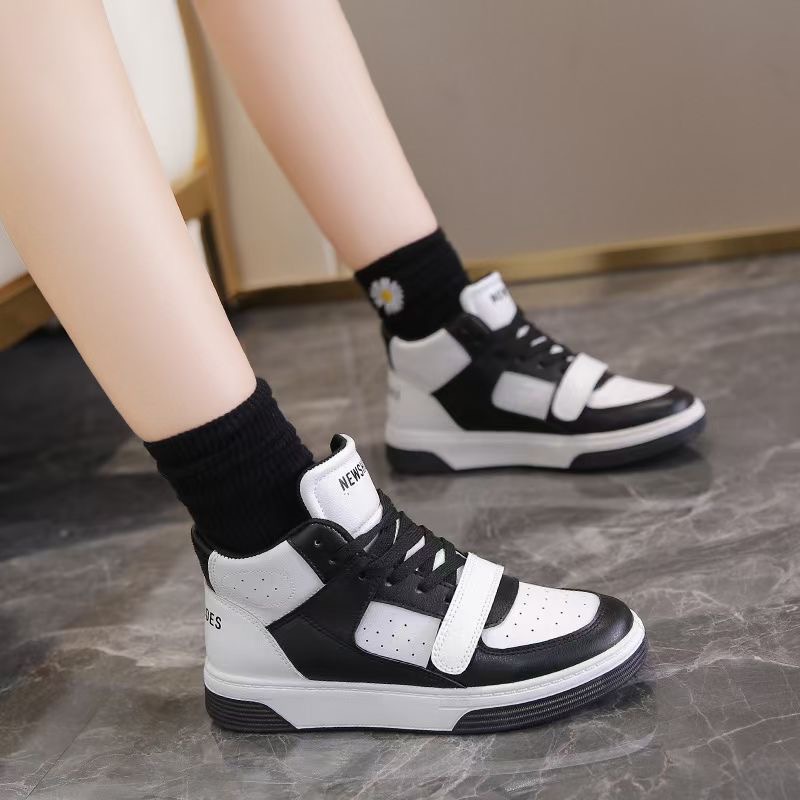 COD Sepatu Wanita Sneakers Tali Sepatu Sneakers Casual Breathable Sport Shoes Gaya Korea