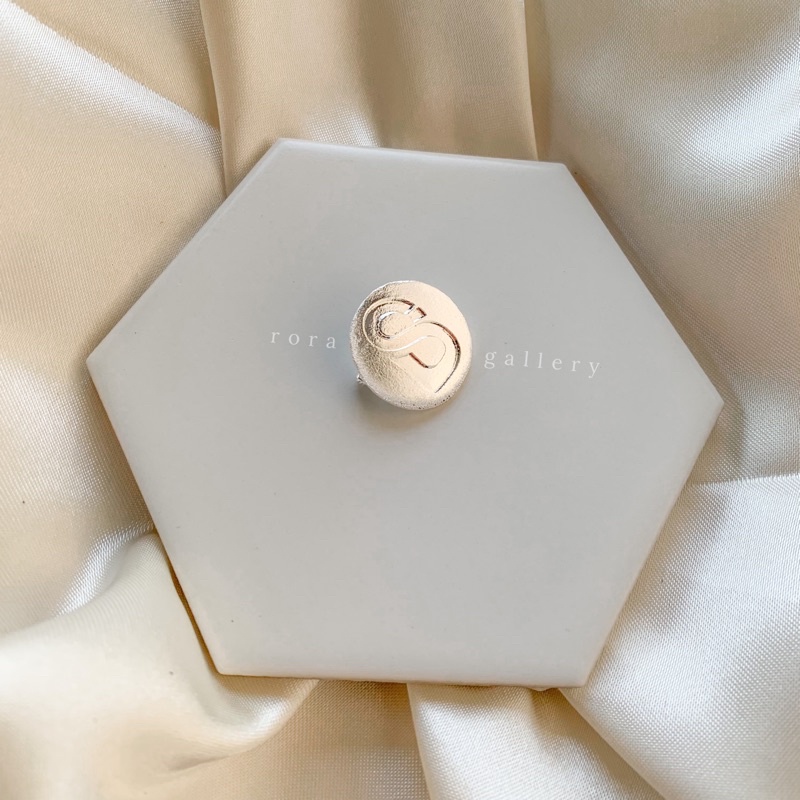 Rora PART 1 NEW BROOCH | BROS BUTTONSCARVES | Rora Gallery-L silver