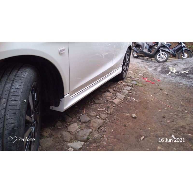 Side skirt honda brio lama