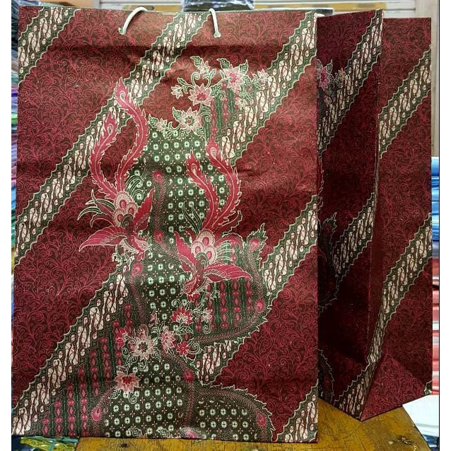 

Paper Bag Kertas Motif Batik Uk 25X35X9cm