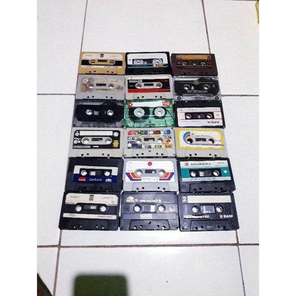 Kaset Untuk Dekorasi , Souvenir, Hiasan, Pajangan ( Tanpa Cover dan Mika)