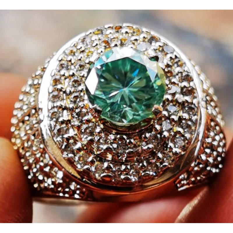 Batu permata berlian moissanite