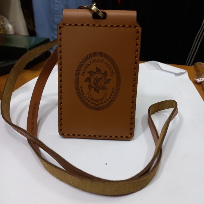 

Cuci Gudang Nametag Id Card Holder Mahkamah Agung (Asli Kulit) Promo