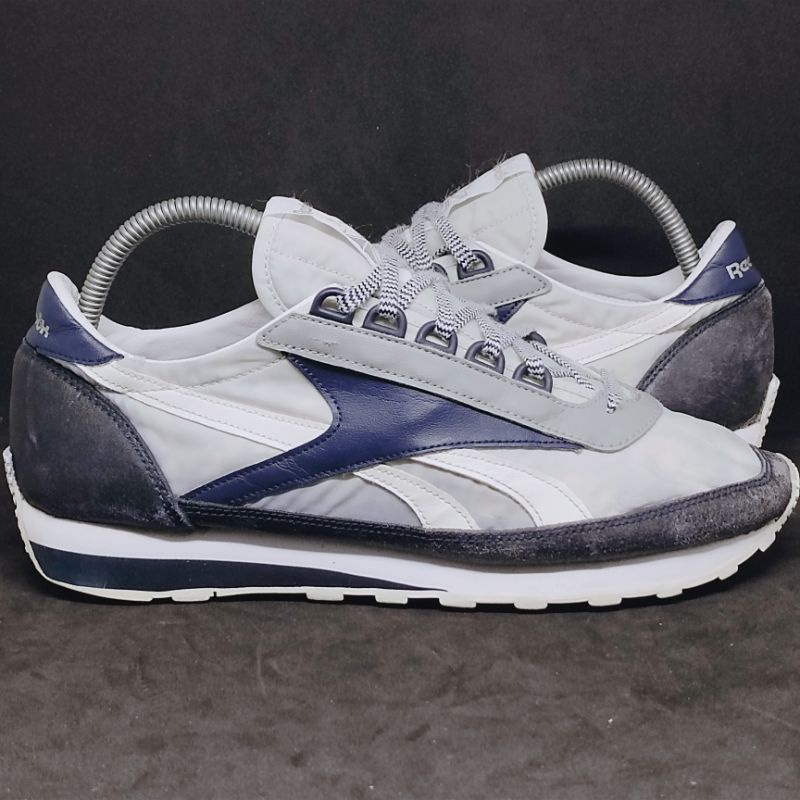 REEBOK AZTEC CLASSIC SECOND BEKAS PRELOVED ORIGINAL