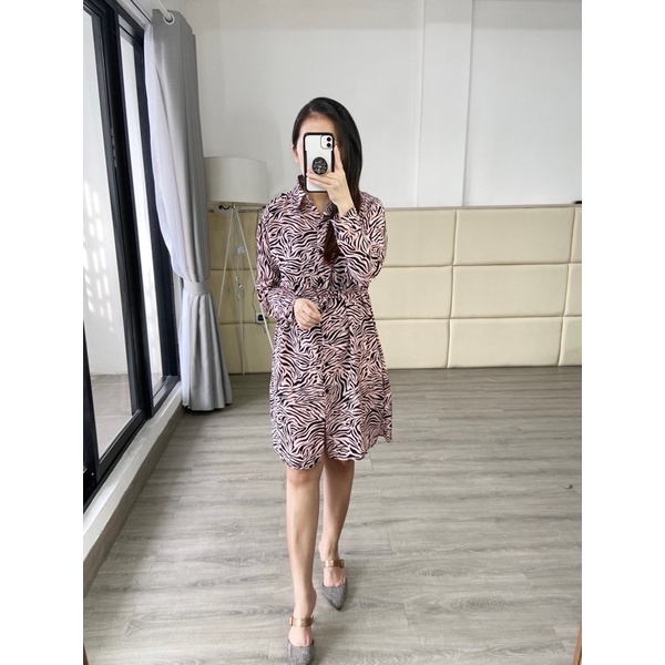 Long kemeja macan tutul / dress kemeja leopard ( free tali belt bahan ) K 8468