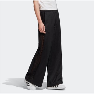 Celana Panjang Model Lebar Desain Adidas Originals Warna Celana Panjang Model Lebar Desain Adidas Originals Warna