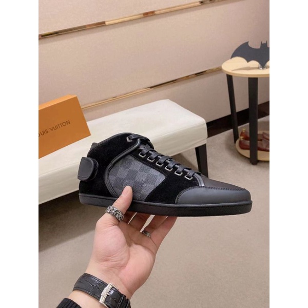 Sepatu lv sneaker mirror quality pria lou is vuitton