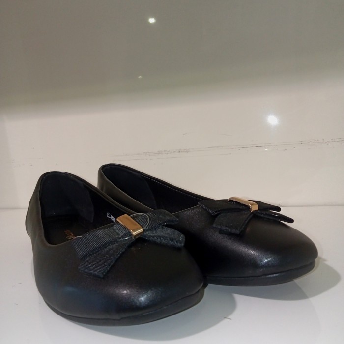 Sepatu Flat Shoes Wanita Bata Original