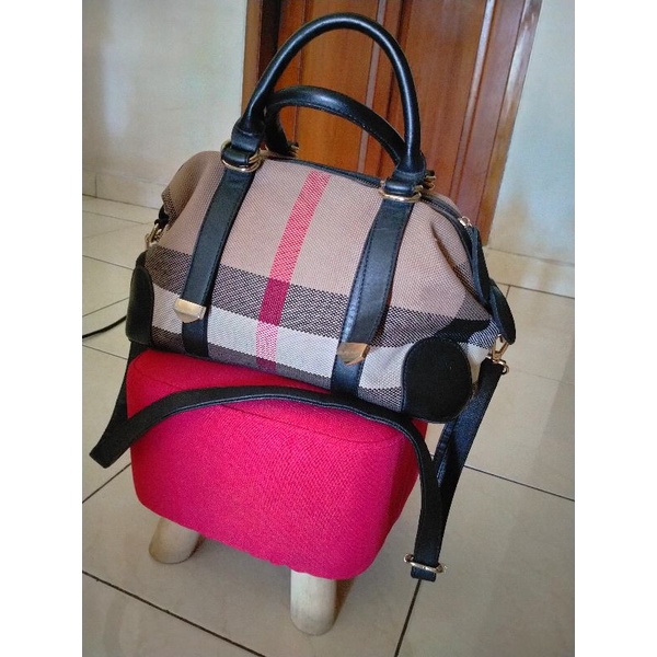 tas wanita preloved ala burberry