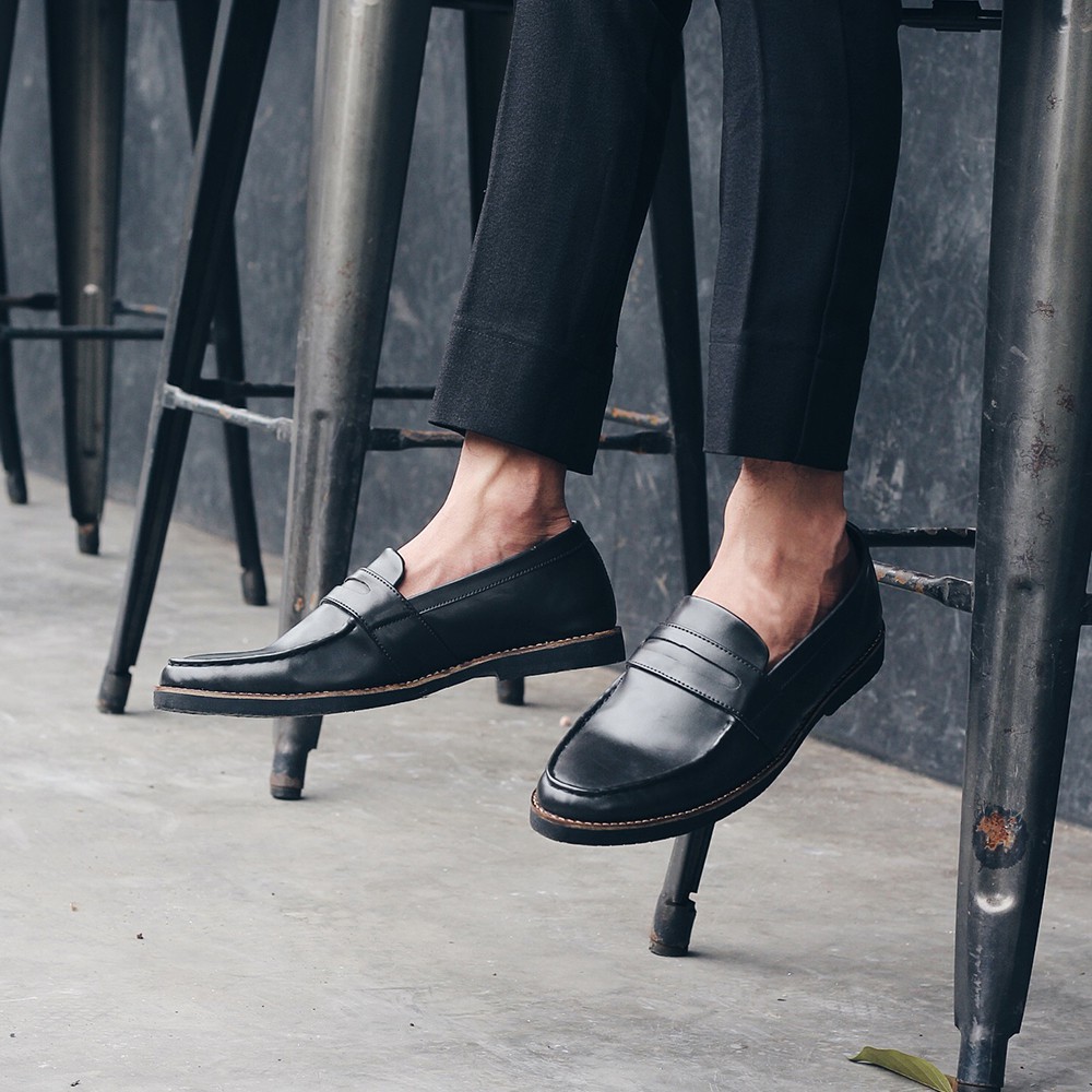 Harper Black | Sepatu Hitam Tanpa Tali Loafers Pria Casual Kerja Formal Kantor Laki | FORIND x Giant