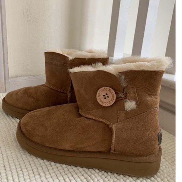 UGG Women Winter Boot - Preloved