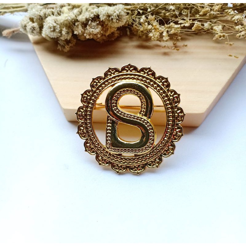 Brooch Buttonscarves KW//Bros Buttonscarves Polos/Mata/Mutiara-C-GOLD