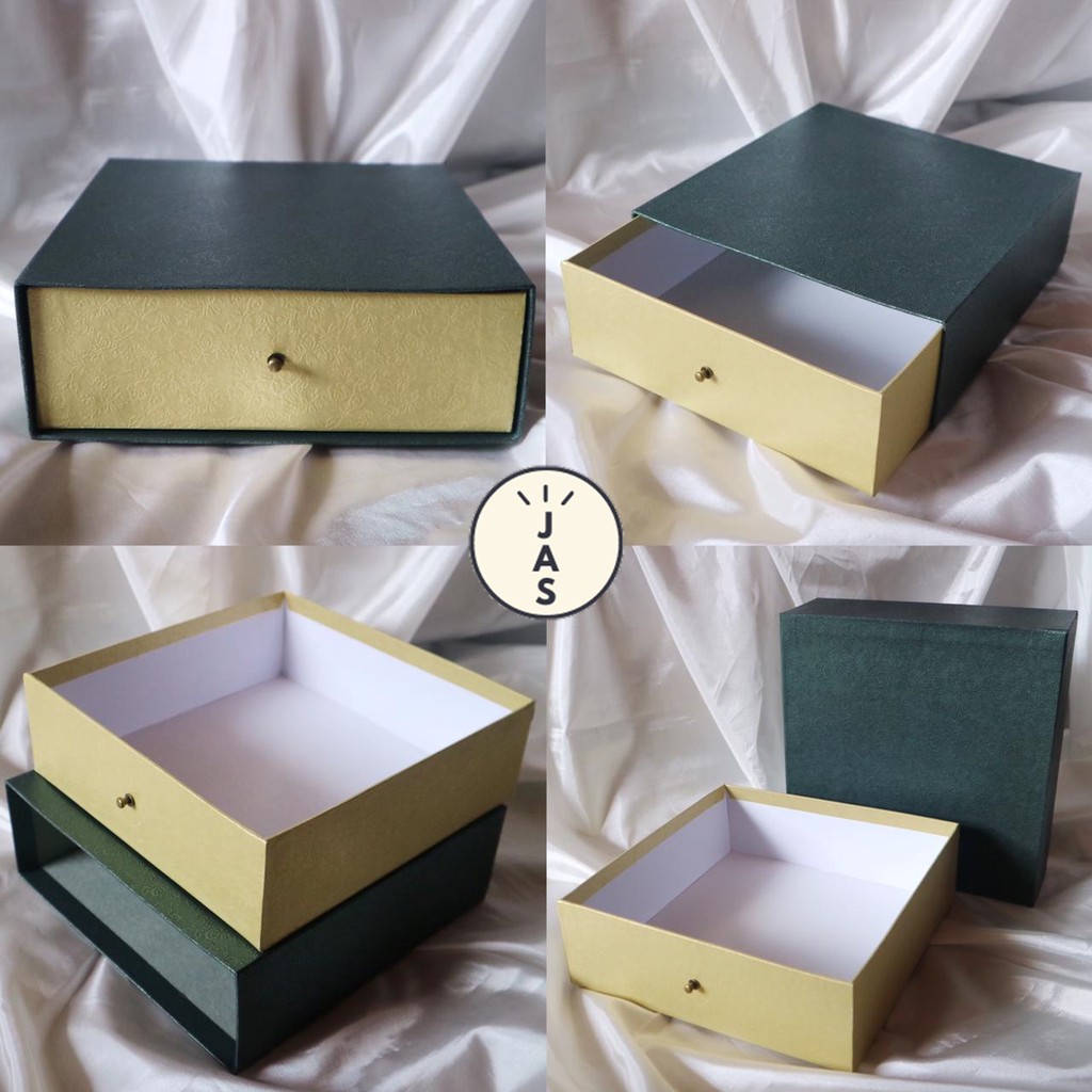 

kotak kue 22x22x7 / cake box / box kue / hard box / hampers