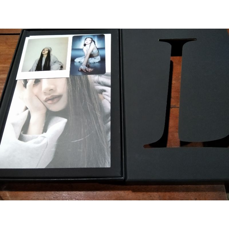 LALISA ALBUM UNSEALED