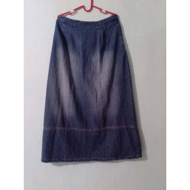 Rok merk DUST Brand matahari