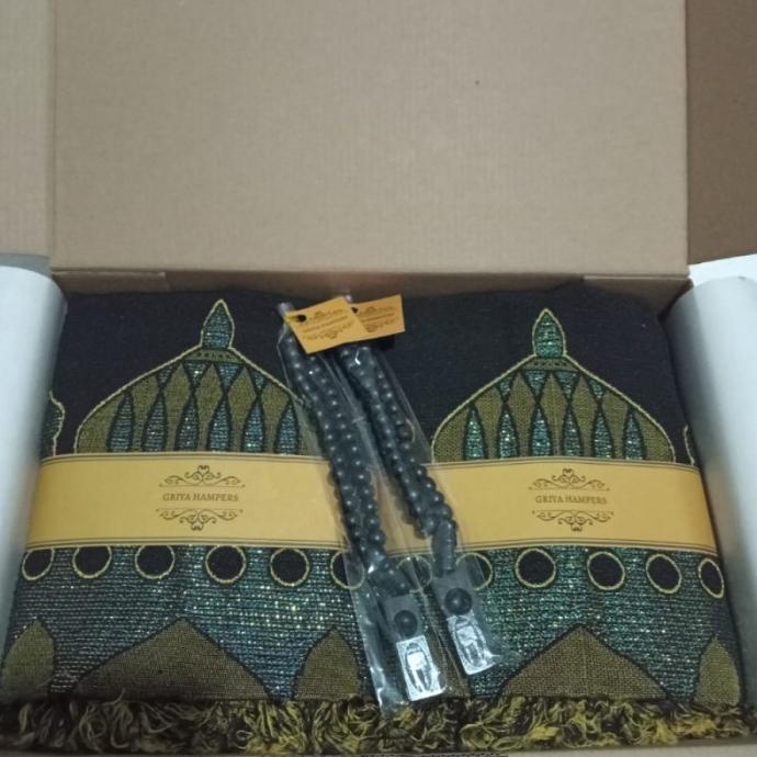 

HAMPERS LEBARAN HADIAH KADO PERNIKAHAN KADO NIKAHAN HAMPERS WEDDING