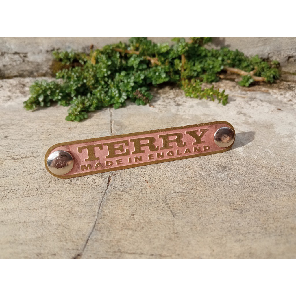 Emblem Sadel Sepeda Onthel TERRY