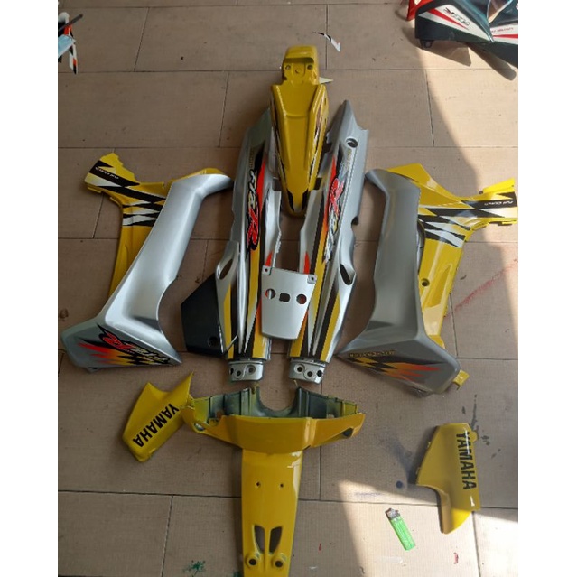 body f1zr millenium kuning