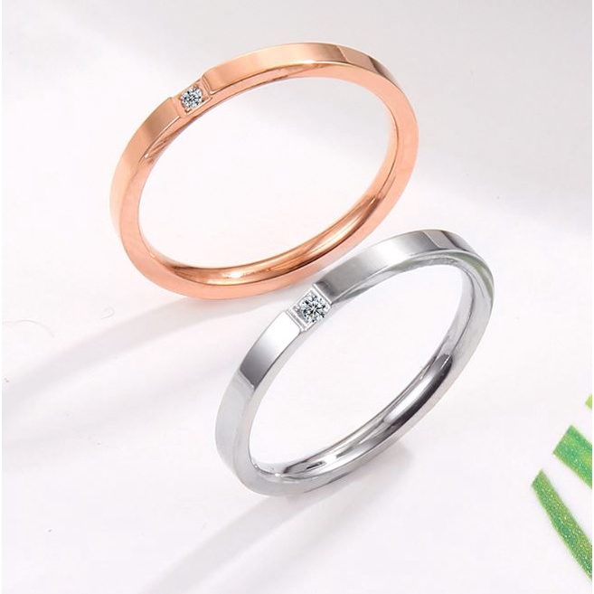 Cincin Titanium Couple Warna Silver dan Rosegold untuk wanita