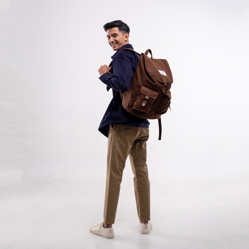 FLOCK Modest Travel Backpack - Water Resistant - Saddle Brown