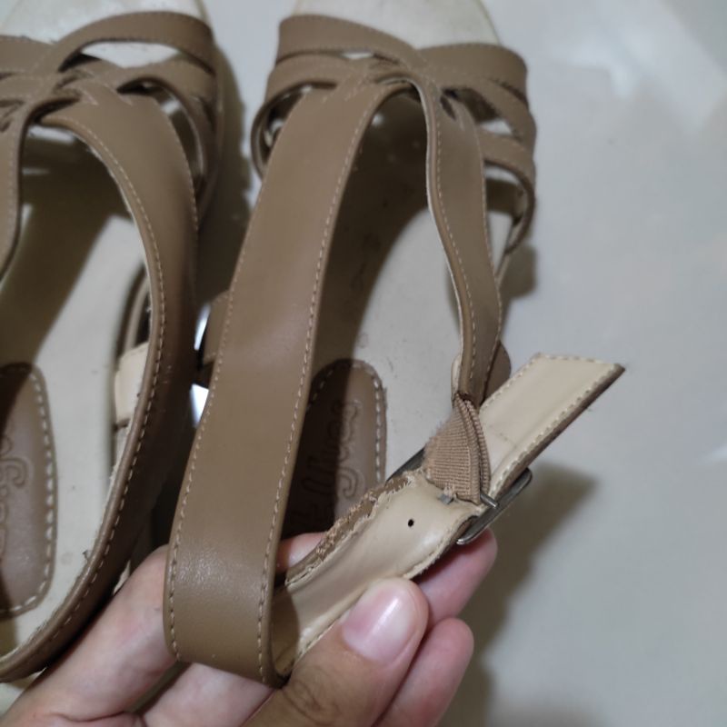 PRELOVED - WEDGES ST. YVES