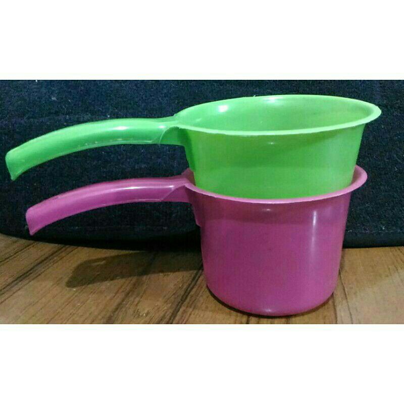 Gayung kecil plastik/Gayung anak/Gayung air