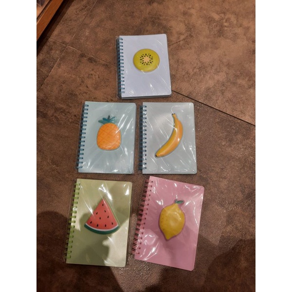 

miniso notebook motif buah buahan