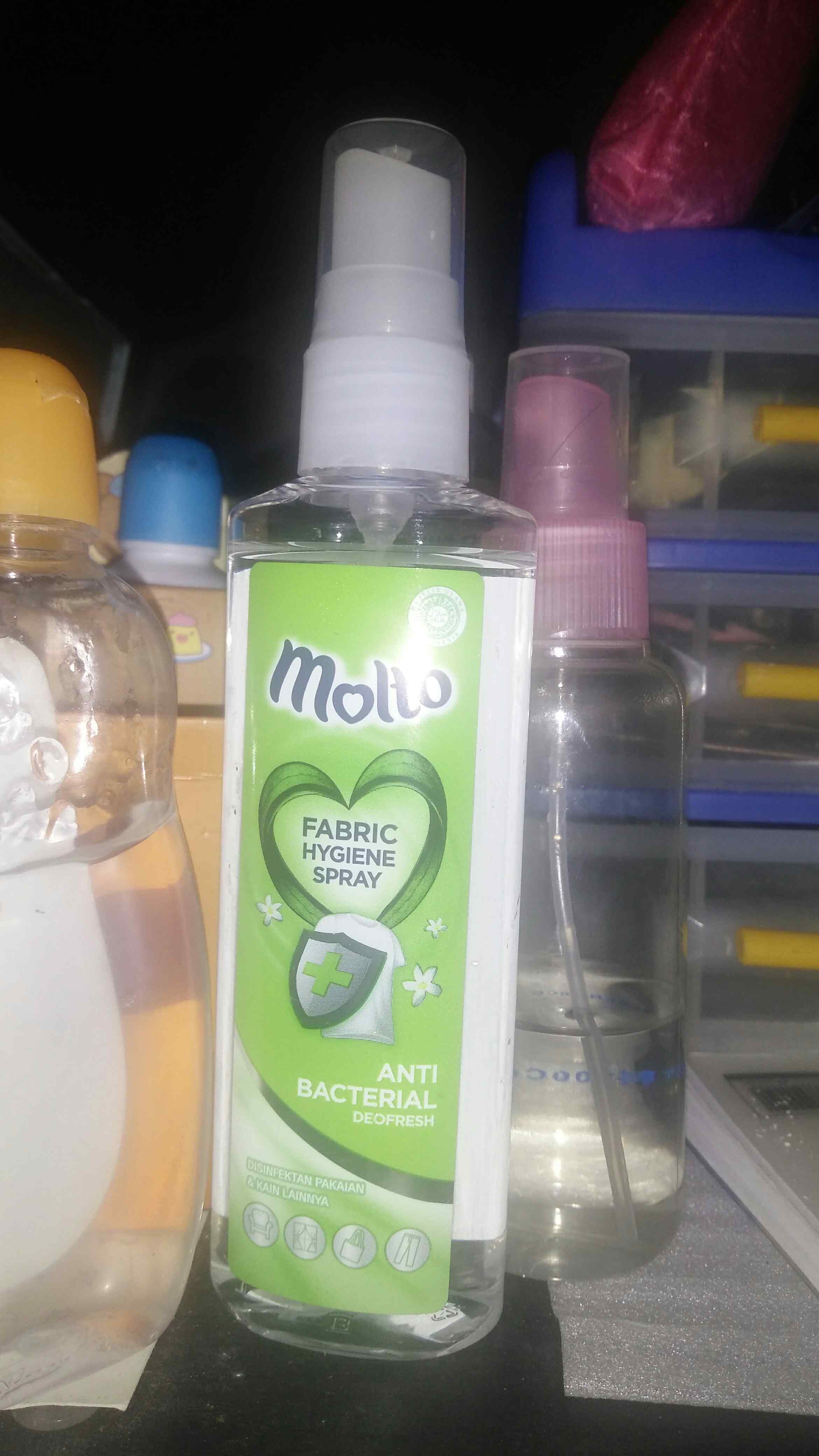 Molto Fabric Hygiene Spray Anti Bacterial 100ml