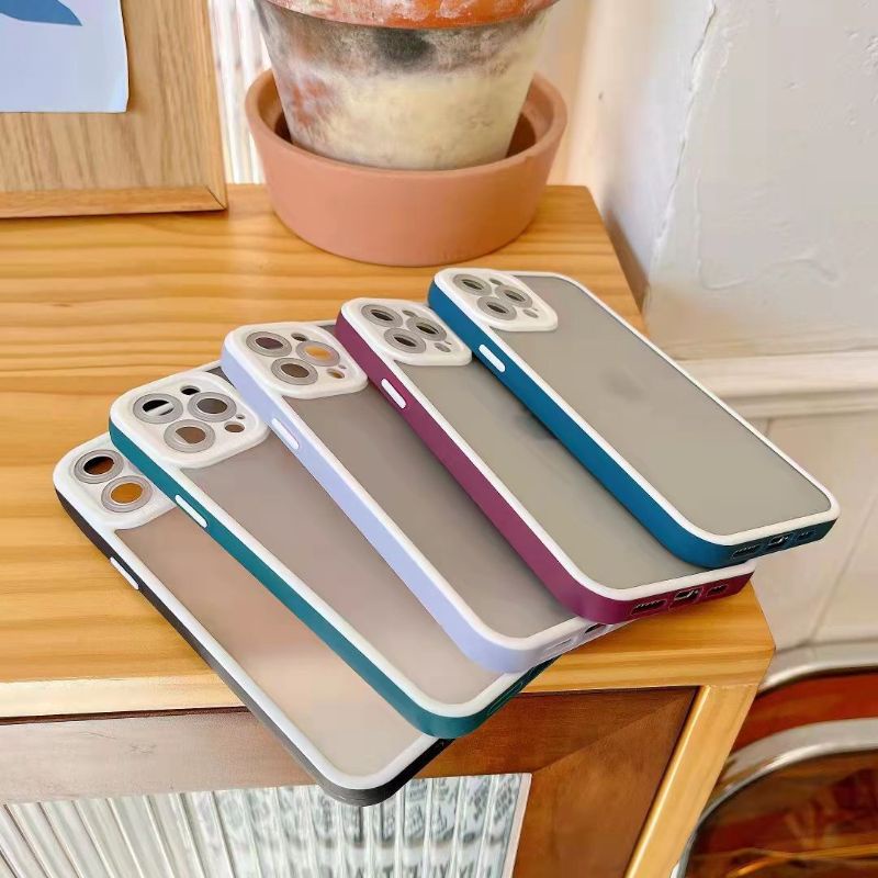 Pro Hybird Iphone 13, 13 Pro, 13 Promax Softcase Halus dan Elegan / Pinggiran Garis Putih Keren (Pandas)