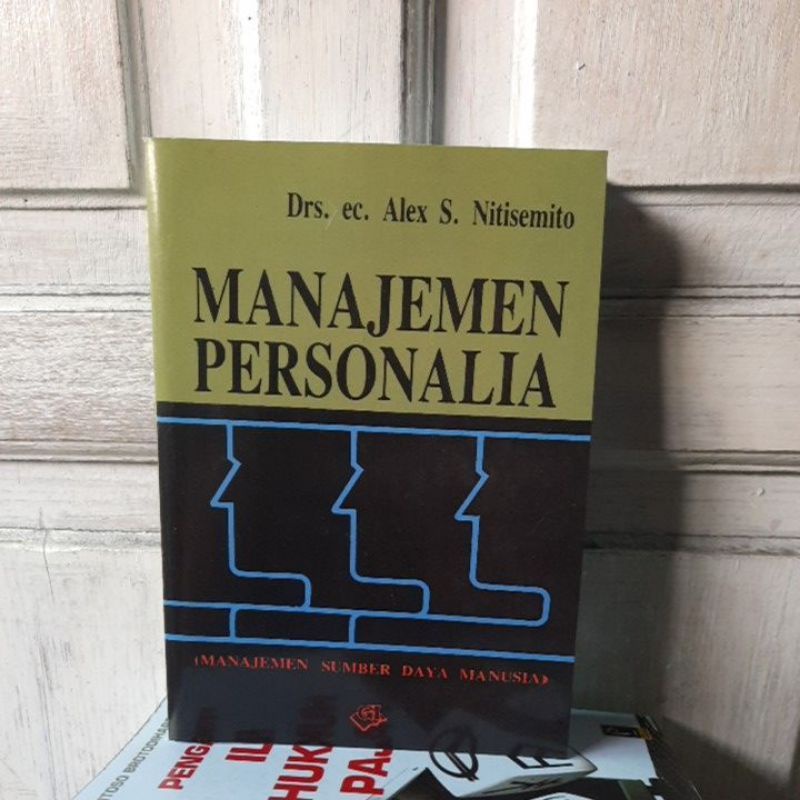

manajemen personalia alex s nitisemito