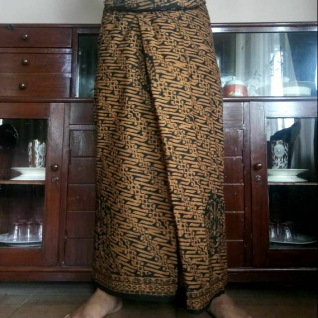 Batik gagak setha