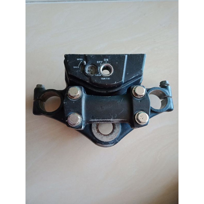 T Segitiga Atas Megapro Monoshock Cb150r old Verza