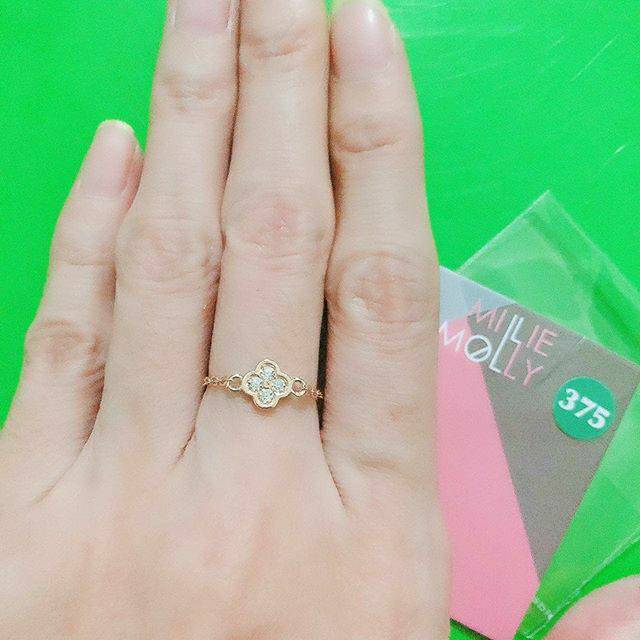 Cincin serut clover UBS kadar 375