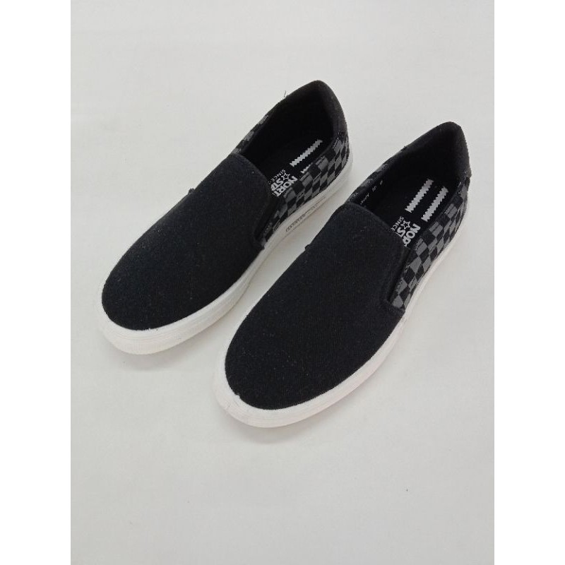 

Sepatu pria Original North Star Warna Hitam Bahan Kanvas 8896210