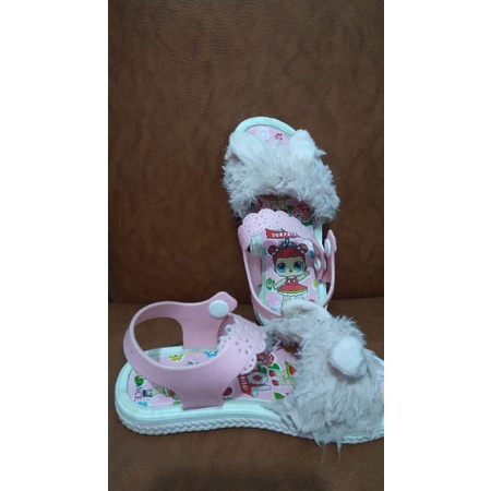 preloved sendal anak bulu LOL