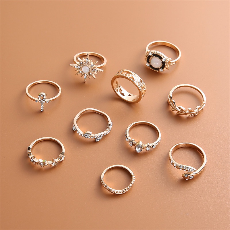 10pcs / Set Cincin Bentuk Ular Gaya Bohemian Untuk Wanita