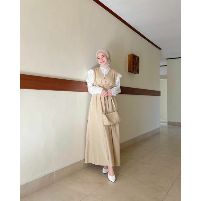 Gamis | Dress | Long dress muslim | Fashion | Pakaian muslim | Muslim wanita | Maxi | Linen | Dress linen wanita | Qeira dress | Miroir Marwah set-1