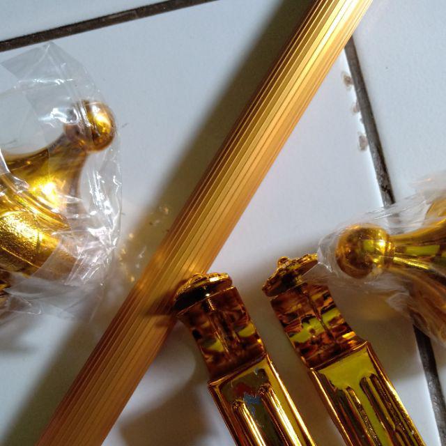 Batang Gorden Rollet Garis