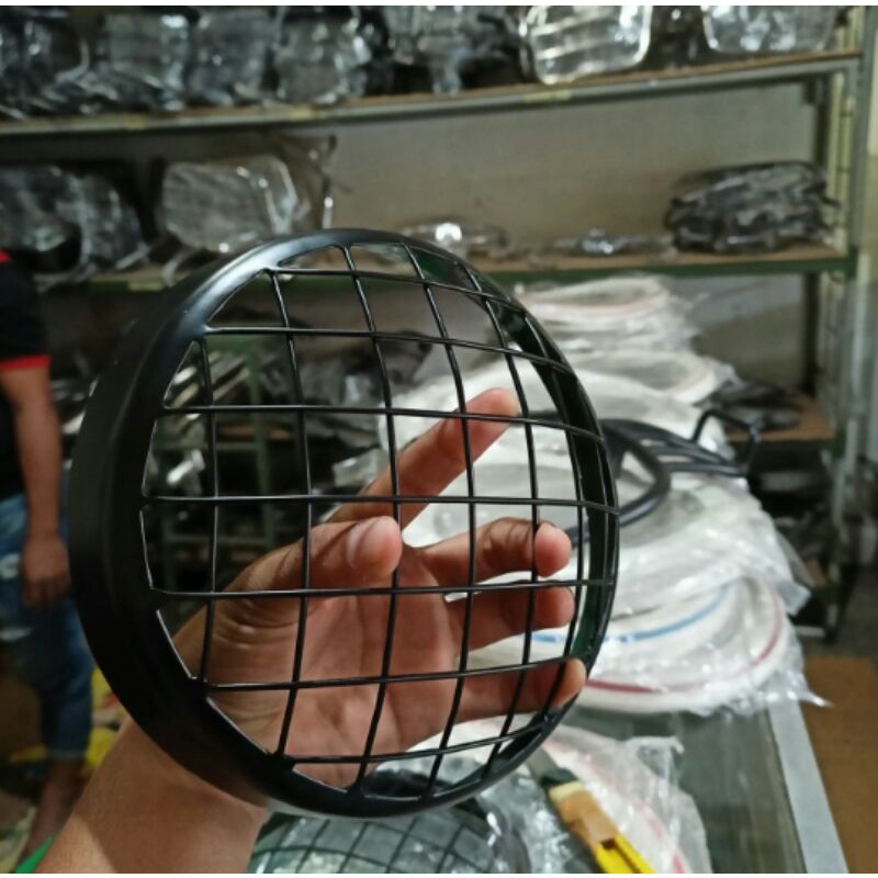 Aksesoris Grill Lampu Kawasaki W175.Grill Lampu / Cover Lampu W175