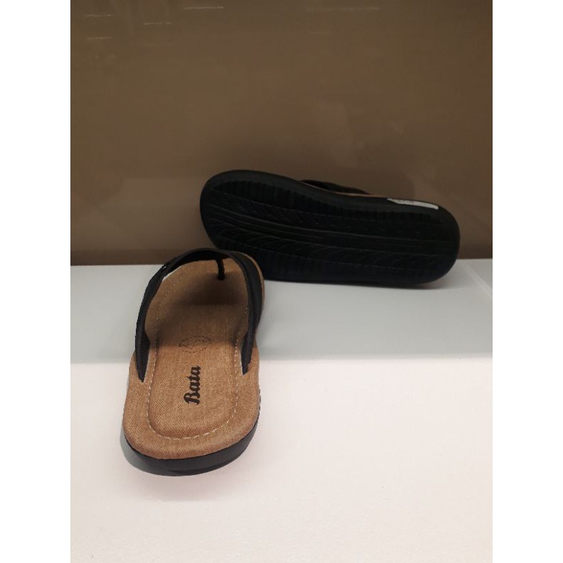 Sandal cowok  Bata  .