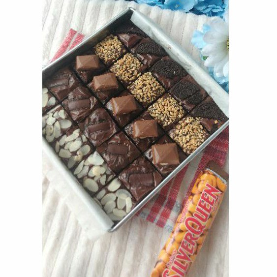 

fudgy Brownies/Brownies fudgy/Brownies Silverqueen/Brownies coklat