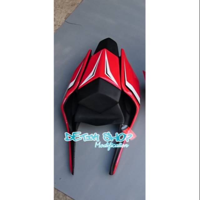 Body belakang r15v2 model body belakang R1M