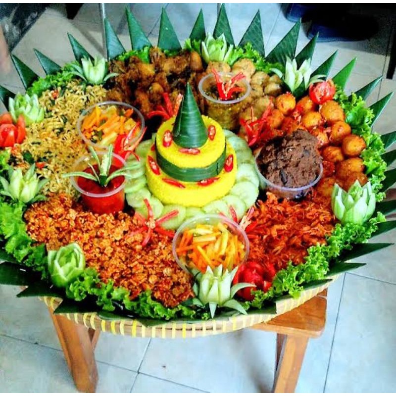 

Tumpeng Tampah 20 Porsi Halal Higienis Murah dan Enak