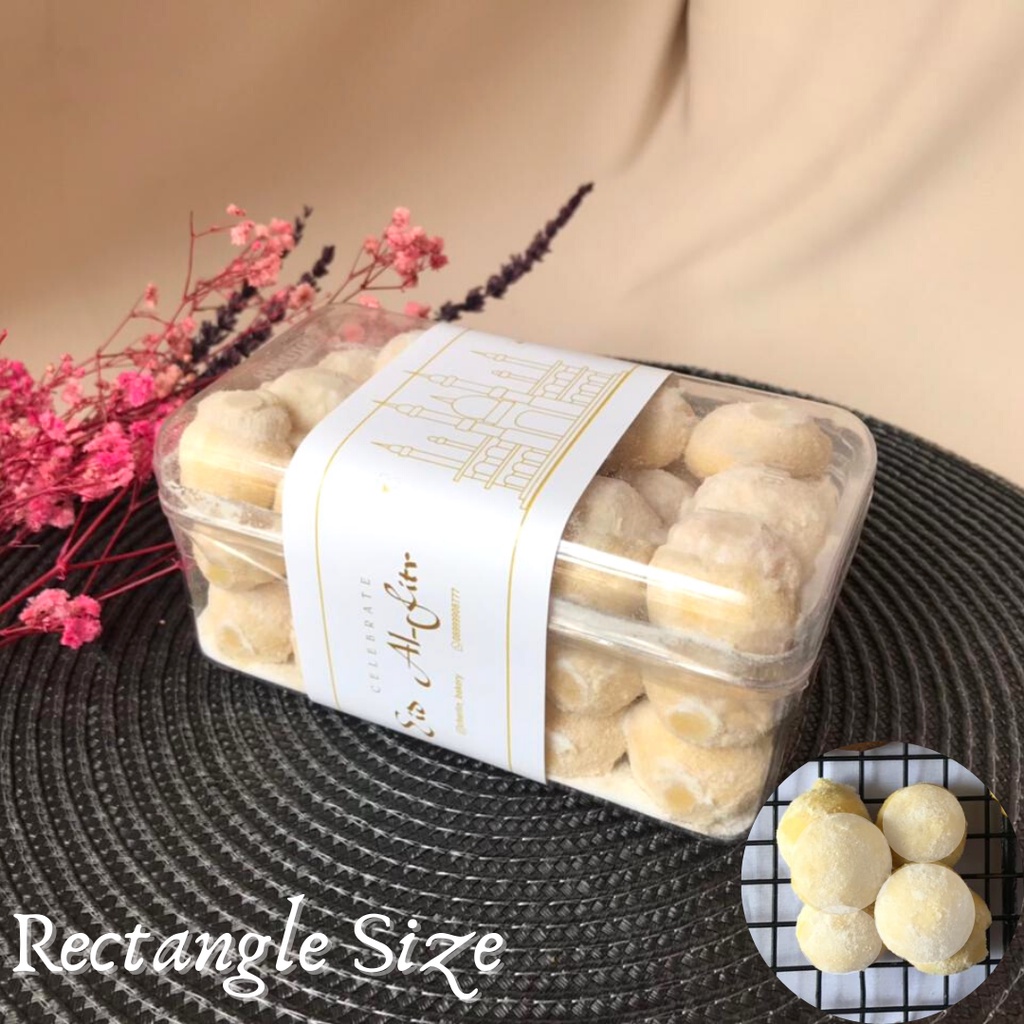 

Cashew Snow Ball Cookies / PUTRI SALJU - Kue Kering Rectangle Size - Cherlin Bakery