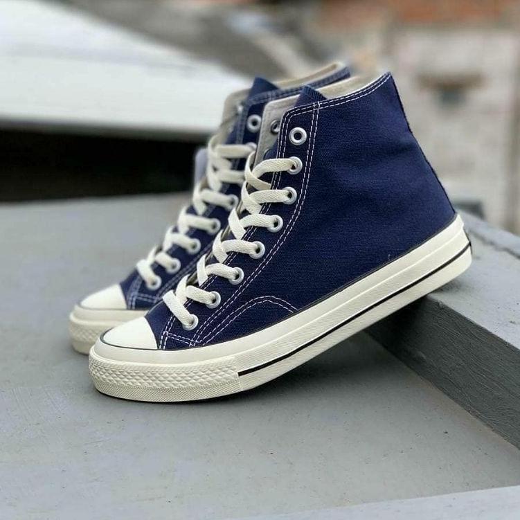Bagus Dipakai.. Ventela 70s high navy & blue