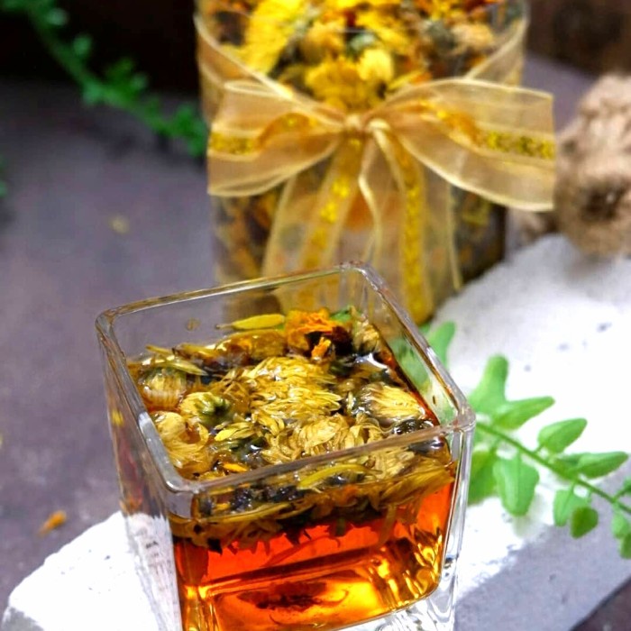 

TEH-DAUN- MIXED CHRYSANTHEMUM TEA SACHET 10GR -DAUN-TEH.