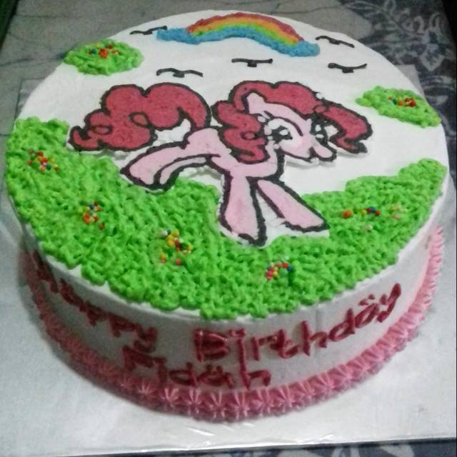 

Kue ultah karakter kuda ponny