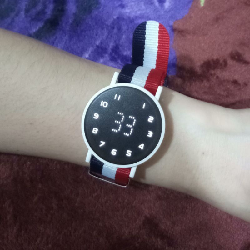 (Grosir)Jam Tangan Touch Scren Bulat Strap Canvas Anti Air(Terima Cod)